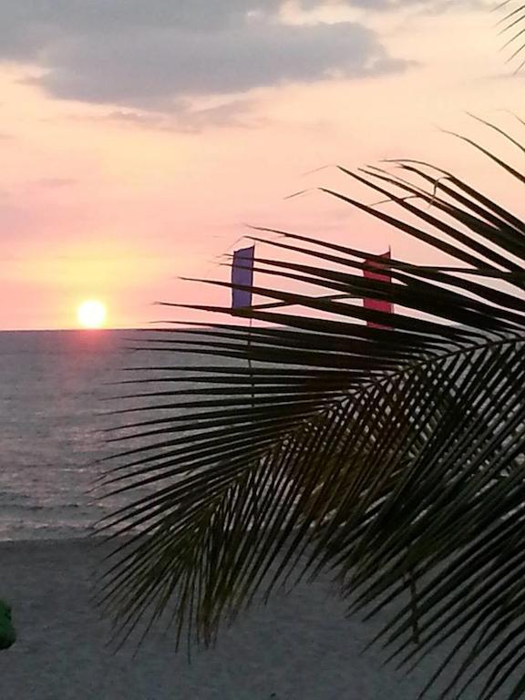 Rama International Beach Resort Botolan Exterior foto