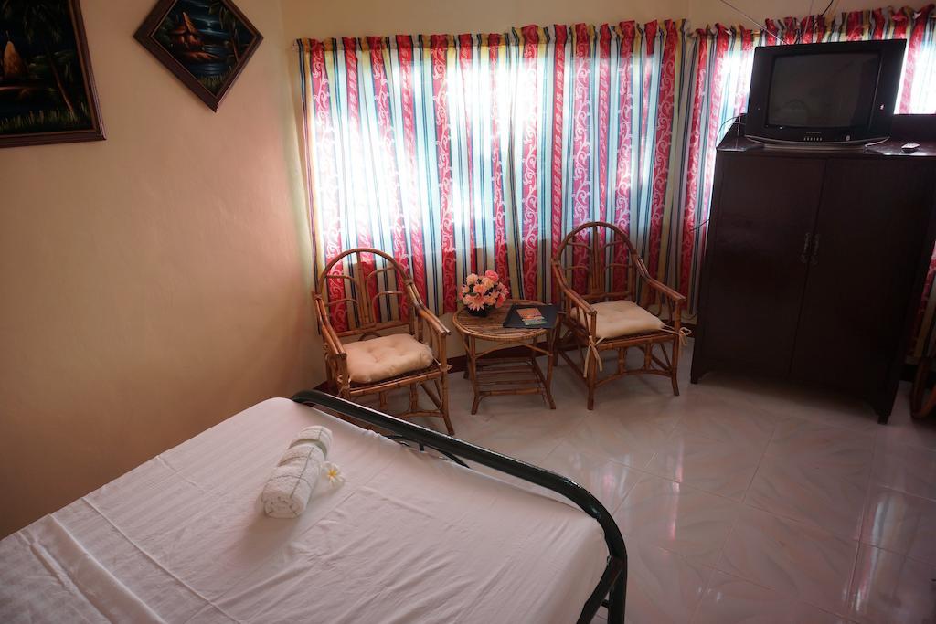 Rama International Beach Resort Botolan Quarto foto